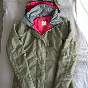 Roxy Women’s L 15K snow jacket, with Thinsulate